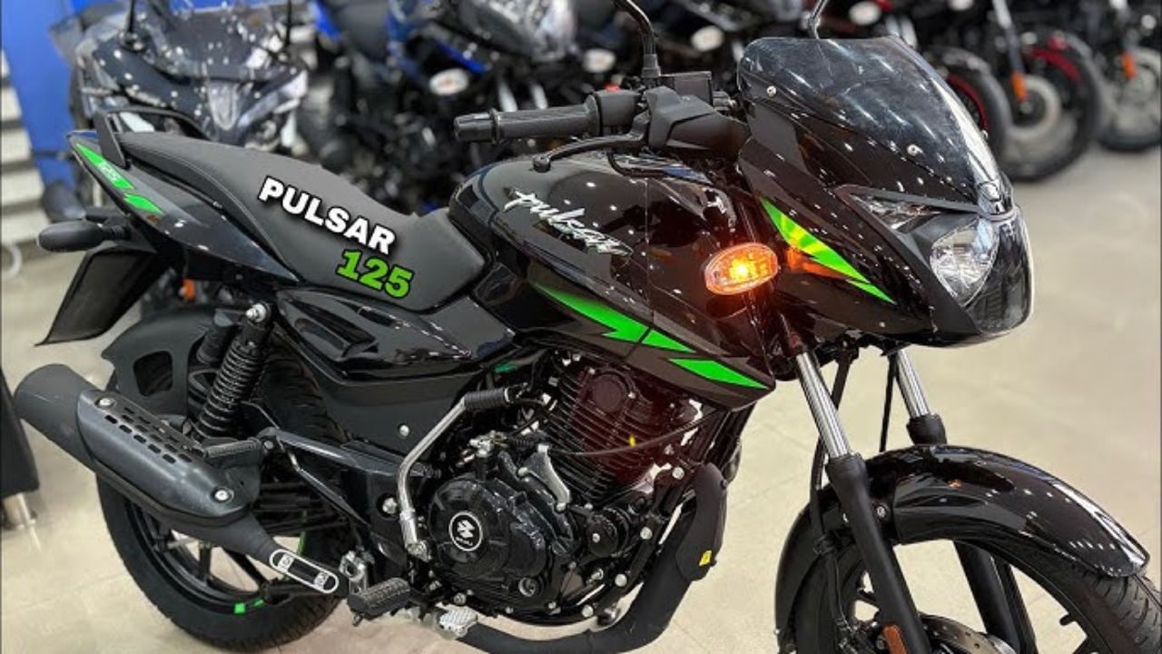 Bajaj Pulsar 125 New: कम कीमत में स्पोर्टी लुक और 63 kmpl माइलेज वाली बाइक, युवाओं की बनी पहली पसंद